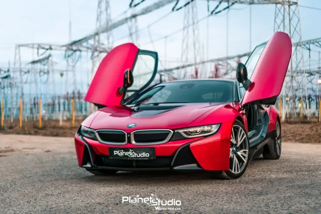 BMW i8 · zmiana koloru — realizacja Planet Studio